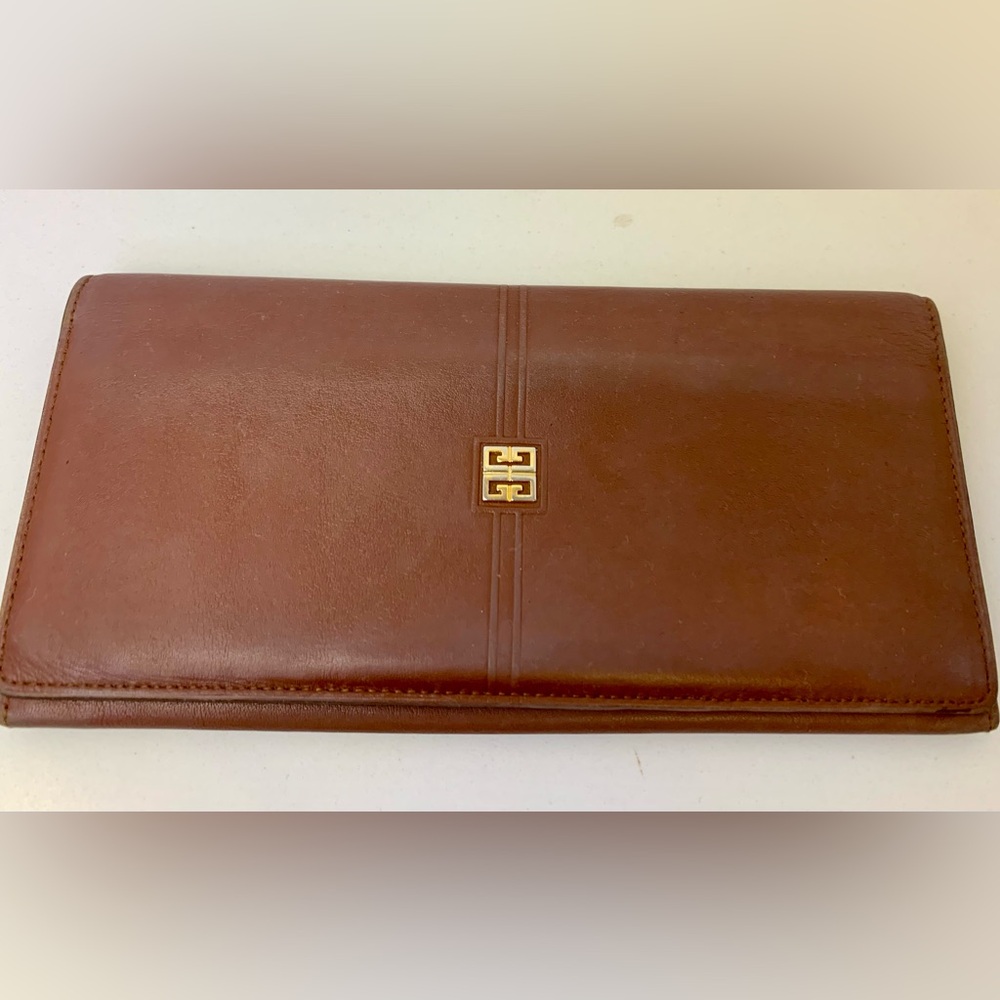 Givenchy Calfskin Leather Wallet 395.00 Retail